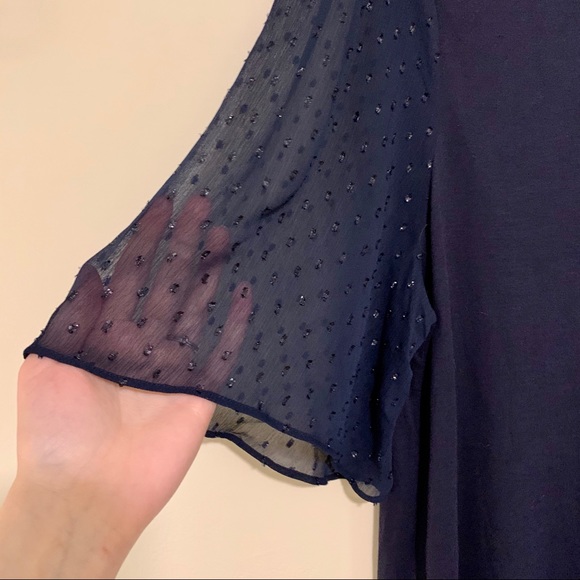 LOFT NWT Navy Flutter Sleeve Blouse M - Picture 3 of 5